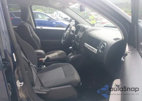 2016 Jeep Compass Sport из США, поврежденный, VIN 1C4NJDBB5GD556770